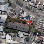 Terreno para venda, com 617,10m² de área total, sendo 8,50m de frente e 72,60m de frente à fundos. Localizado na Av. Pernambuco.