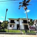 LINDA CASA NO BAIRRO JARDIM CARVALHO.&lt;BR&gt;&lt;BR&gt;Esta linda casa tem 351,60m2 de área construída em uma propriedade de 743m2, a casa conta com salão de festas com churrasqueira, sala de estar,