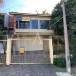 CASA 230,80m² | TERRENO ALTO COM VISTA PANORÂMICA | PÁTIO COM PISCINA&lt;BR&gt;&lt;BR&gt;Linda casa com 3 quartos, pátio com piscina, sala de estar ampla, cozinha com conceito aberto, acabamentos com 