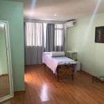 Sala Comercial à Venda no Bairro Tristeza, Porto Alegre&lt;BR&gt;&lt;BR&gt;Localizada em uma área de grande movimento de veículos e pedestres, com fácil acesso ao transporte público, esta sala comerci