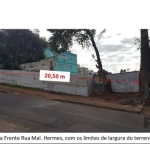 Terreno Amplo e Pronto para Construir no Bairro Camaquã - Porto Alegre/RS&lt;BR&gt;&lt;BR&gt;Excelente oportunidade na Rua Marechal Hermes, 522! Este terreno de 902 m², com dimensões de 20,5m x 44m, o