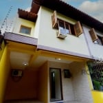 Vendo casa estilo Sobrado no Paque Santa Fé em Porto Alegre.&lt;BR&gt;&lt;BR&gt;Composta com 3 dormitorios,  sendo uma suite, sala, cozinha ampla, churrasqueira, garagem.&lt;BR&gt;&lt;BR&gt;Bem locali