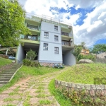 Apartamento 3 dormitórios, suíte, sala ampla, copa, banheiro, cozinha, área de serviço. Parte superior: Salão com  churrasqueira, banheiro,  área aberta com vista panorâmica, 2 vagas de garagem cobert