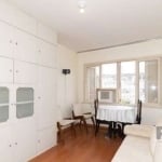 Apartamento para locação na Avenida IPIRANGA, com 1 dormitório, banheiro, área de serviço, armários embutidos, mobiliado, portaria 24h e living. &lt;BR&gt;Localizado no bairro Azenha, próximo ao Bairr