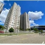 Apartamento ensolarado de 2 dormitórios, fica com todos móveis planejados, sendo 1 suíte, living amplo com sacada, cozinha americana com churrasqueira, banheiro social, 1 vaga de garagem coberta e esc