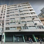 Belo apartamento JK, no Centro.&lt;BR&gt;Ótima localização, em frente a UFRGS, 2 minutos da Santa Casa, em bom estado,&lt;BR&gt;opção para estudantes, investidores com a possibilidades de locação rápi