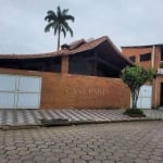 Casa com 3 dormitórios à venda, 160 m² por R$ 530.000 - Aviação - Praia Grande/SP