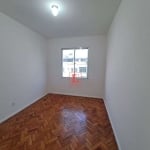 Apartamento um  quarto com dependência centro do Rio de Janeiro.