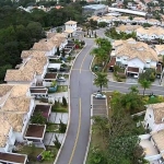 Casa para Locação em Santana de Parnaíba, Alphaville, 3 dormitórios, 1 suíte, 3 banheiros, 2 vagas