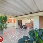 Casa no Parque Colonial. 3 quartos com 2 suítes, terração com churrasqueira