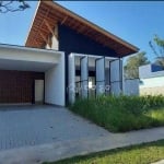 Casa com 3 dormitórios à venda, 170 m² por R$ 920.000,00 - Piracangaguá - Taubaté/SP