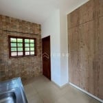 Casa com 2 dormitórios para alugar, 80 m² por R$ 1.725,00/mês - Vila Favorino - Caçapava/SP