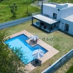 Sobrado com 3 dormitórios à venda, 300 m² por R$ 1.800.000,00 - Village da Serra - Tremembé/SP