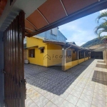 Casa com 1 dormitório à venda, 160 m² por R$ 690.000,00 - Caraguá - Caraguatatuba/SP