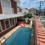 Casa com piscina e 3 suítes à venda, 315 m² por R$ 2.200.000 - Vila Belmiro - Santos/SP