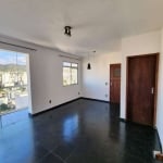 Apartamento de 02 quartos com armários, 3° quarto reversível - Santo Antônio