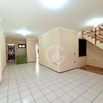 Vendo Linda Casa Duplex na Maraponga Melhor Localização, 4 Quartos, 3 Banheiros, 2 Vagas, Por Apenas 469.900.