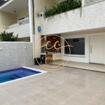 Oportunidade única! Casa triplex de 4 quartos no Recreio dos Bandeirantes, RJ - 2 suítes, 149m², piscina, churrasqueira. Confira!