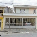 Casa à venda, 276,33 m² com 3 dormitórios, 3 suítes, 2 vagas - Centro Diadema.