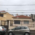 Casa em Terreno 10 x 40m localizado na Vila Assunção em Santo André/SP.