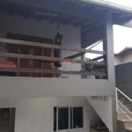 Sobrado com 250 m² localizado no bairro Vila Pires, Santo André