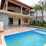 Casa em Condomínio Fechado Alto Padrão com 7 suítes, piscina e espaço gourmet