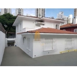 Pacaembu Casa Comercial/Residencial de 600m² com 8 salas e 12 vagas de garagem