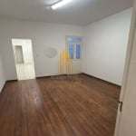 VILA MARIANA - CASA DE 185m² COM 3 DORMITÓRIOS, 1 SUITE E 1 VAGA Á VENDA