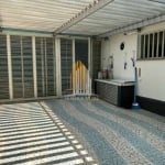 Casa assobradada à venda no Bosque da Sáude 5 dormitórios e 5 vagas de garagem Casa assobradada à ve