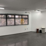 Condomínio Edifício Apolo. Sala Comercial. á Venda 56m² 2 banheiros, 1 copa. no Bairro da Saúde- sp