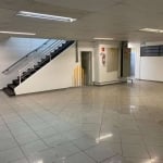 Galpão comercial  na Lapa á venda com 473m² 2 andares, 2 banheiros, 1 copa, 1 escritório