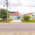 Casa térrea, com casa auxiliar no Sitio Cercado