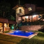 Casa com 3 dormitórios à venda, 300 m² por R$ 1.400.000,00 - Itaipu - Niterói/RJ