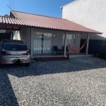 Ótima casa a 400 metros do Beto Carrero e da Praia de armação