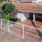 Casa Térrea de rua a venda na Vila Izabel –Curitiba–PR de 171m2, 3 quartos sendo 1 suíte, 4 vagas, em rua tranquila sem saída