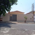 Casa para Venda em Araraquara, Jardim Brasil (Vila Xavier), 3 dormitórios, 2 banheiros, 4 vagas