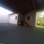 Casa para Venda em Araraquara, Jardim Universal, 3 dormitórios, 1 suíte, 3 banheiros, 3 vagas