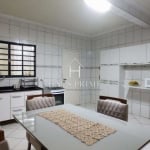 Casa à venda em Osasco, Santa Maria, com 2 quartos, com 250 m²