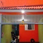 Casa com 4 Dorm, 2 Vagas e Bem Localizada em Jardim Silveira, Barueri/SP! Contato: Suit (11) 94584-8250