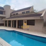 Alphaville 01 - Casa com 737 m², 4 Suítes, 5 Vagas, Sauna e Piscina em Barueri/SP! Contato: Suit (11) 94584-8250