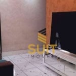 Sobrado com 200m², 3 dormitórios, 2 Vagas, Bem Localizado em Barueri/SP! Contato: Suit (11) 94584-8250