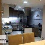 Sobrado no Taboão, Diadema - 2 quartos, 1 suíte, com churrasqueira, 270m²