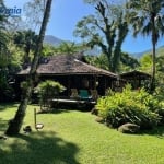 Casa com 3 dormitórios à venda, 263 m² por R$ 2.900.000,00 - Camburi - São Sebastião/SP