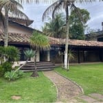 CASA À VENDA NO CONDOMÍNIO BOUGAINVILEE II EM BERTIOGA-SP COM 5 SUÍTES.