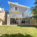 Casa à venda no Condomínio Residencial Terras de São Francisco em Vinhedo - SP.