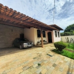 Casa com 3 quartos à venda na Roberto Lúcio Aroeira, 30, Itapoã, Belo Horizonte