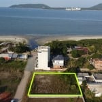 Terreno de 750 m² Limpo na Quadra do Mar para Venda no balneário BRANDALIZE, Itapoá/SC.