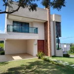 Casa à VENDA no Alphaville Litoral Norte!  4 suítes, suíte máster com closet  Sala de estar com pé direito alto Sala de jantar  Piscina com deck em madeira  Área Gourmet  Varanda?