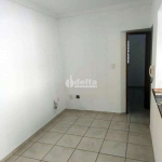 Apartamento residencial disponível para venda no bairro Santa Mônica em Uberlândia-MG