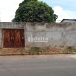 Terreno disponível para venda no bairro Jardim Canaã em Uberlândia-MG